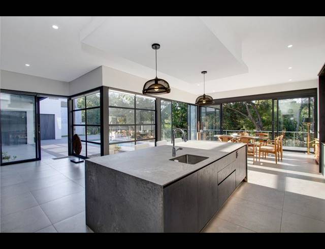 5 BEDROOM HOUSE FOR SALE IN DAINFERN GOLF ESTATE